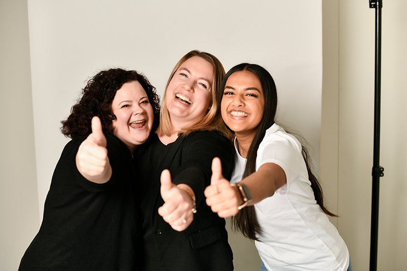 Mitarbeiter in Szene gesetzt: Fotoshooting done!